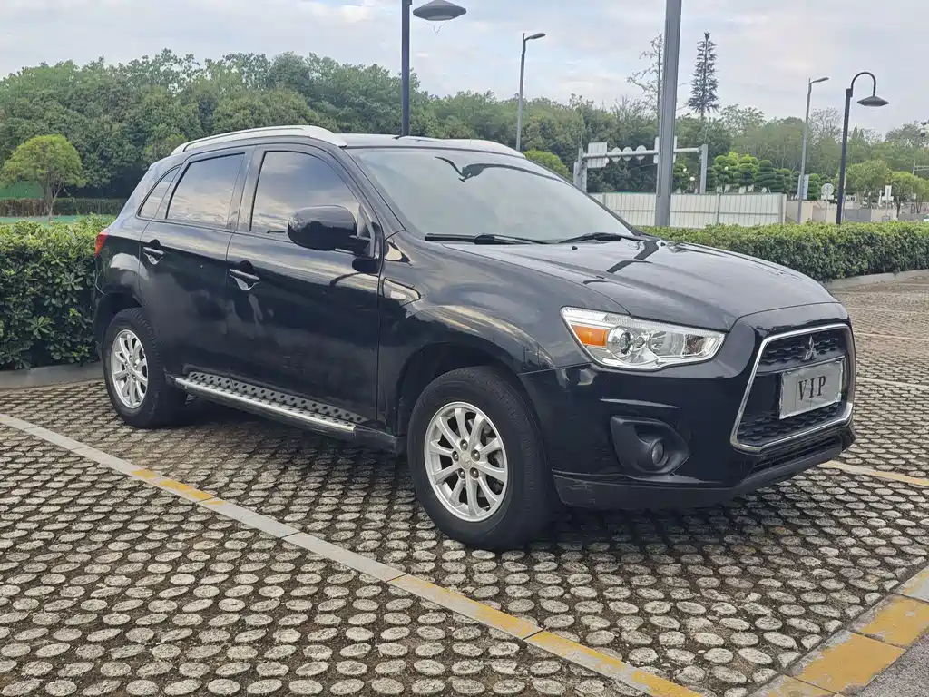 ASX 2.0 L CVT 2 WD Elite