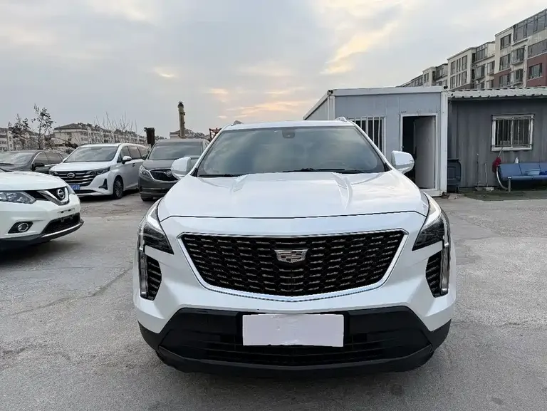 Cadillac XT4 28 T 2 WD Tech
