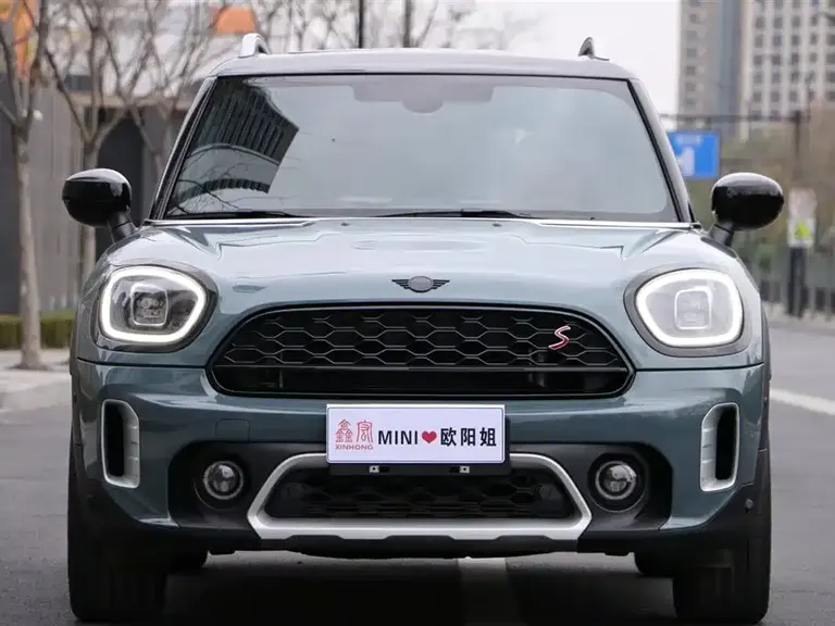 MINI COUNTRYMAN Facelift 2.0 T COOPER S ALL4 Connoisseur