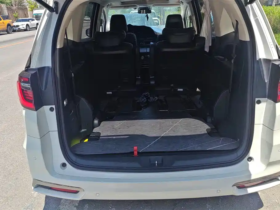 Odyssey 2.0 L e:HEV Sharp· Shine Enjoyment