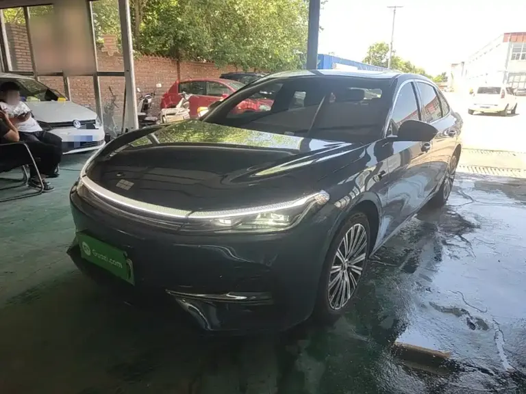 Geely Galaxy A7 银河A7 EM 2025款 EM-i 150 km 星舰版