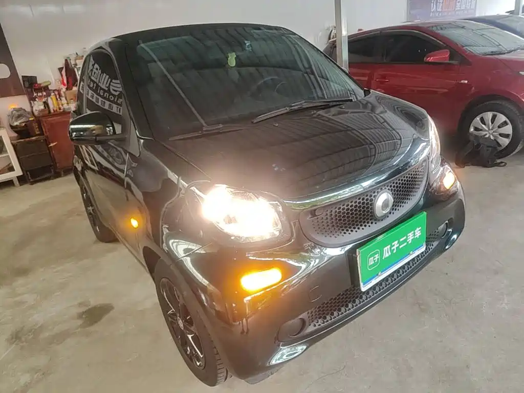 smart fortwo 1.0 L 52 kW Hardtop Agile CN-V