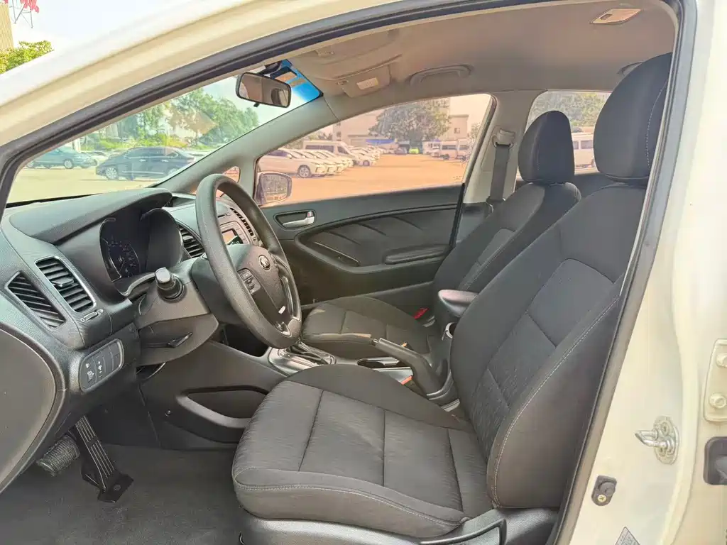 Kia K3 1.6 L Auto GL