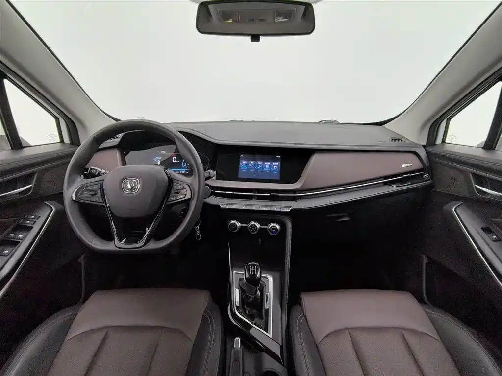 Changan CS15 长安CS15 2019款 1.5 L 手动进取型 国VI