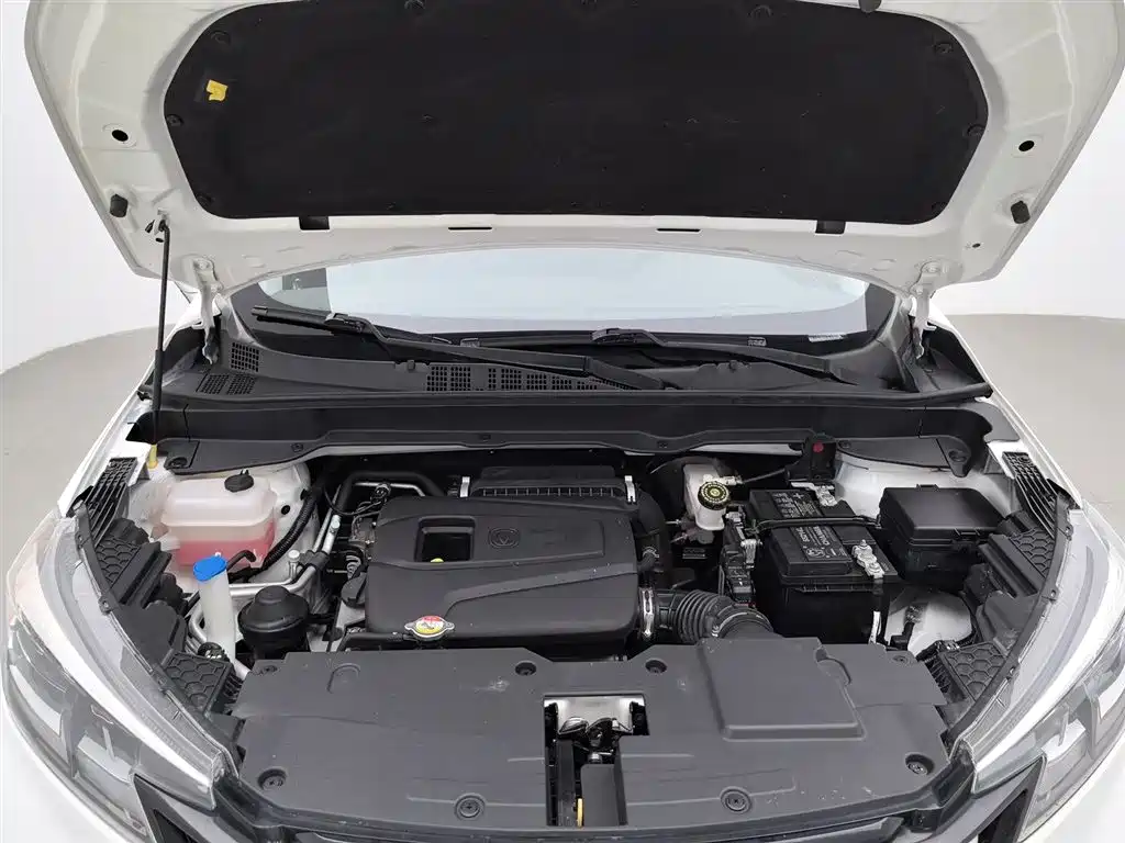 Changan CS15 长安CS15 2019款 1.5 L 手动进取型 国VI