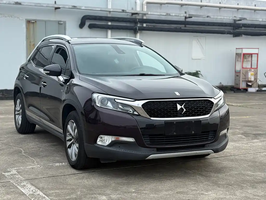 DS 6 1.6 T Luxury THP160
