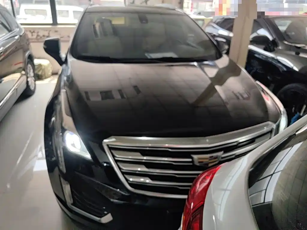 Cadillac XT5 Anniversary Celebration 28 T 4 WD Tech