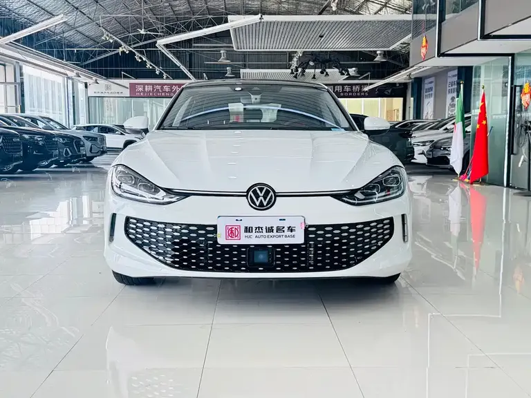 Volkswagen Lamando Lamando L 280 TSI DSG Spicy Cool