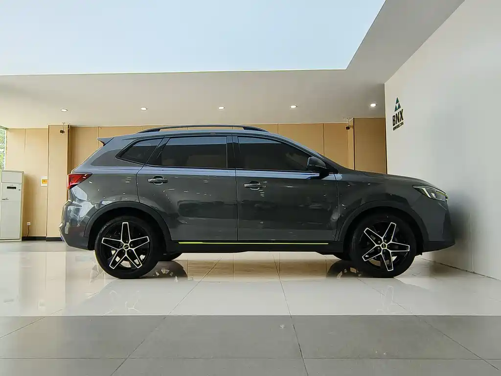 Roewe RX5 PLUS 330 TGI Auto China Style Smart Enjoyment