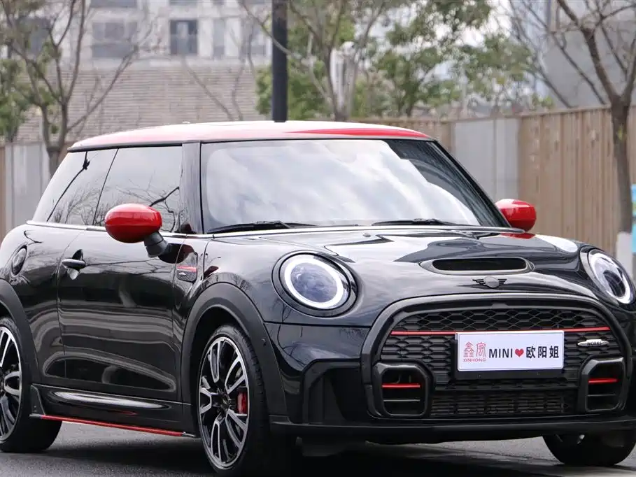 MINI JCW 2.0 T JOHN COOPER WORKS ALL-IN