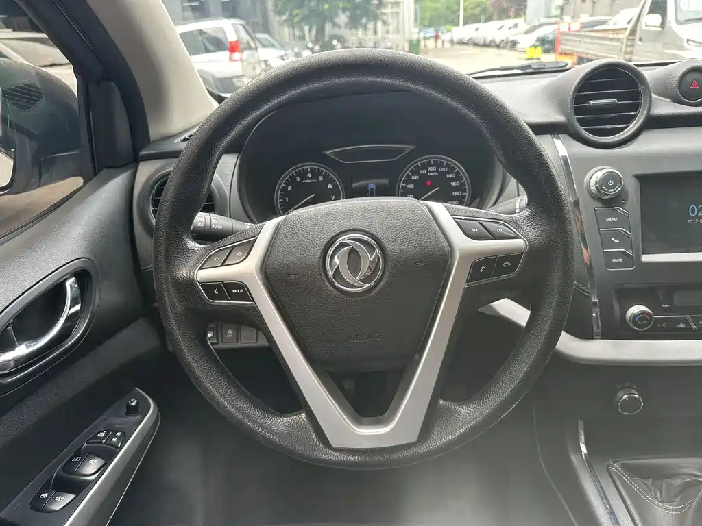 Palaso 帕拉索 2021款 1.8 T 手动四驱尊贵版