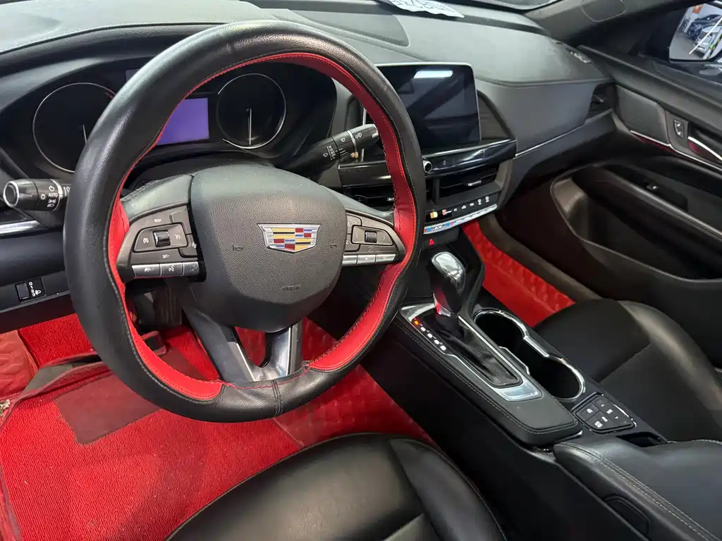 Cadillac CT4 28 T Style
