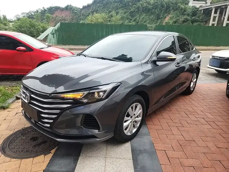 Changan Eado PLUS 1.6 L GDI Manual Elite