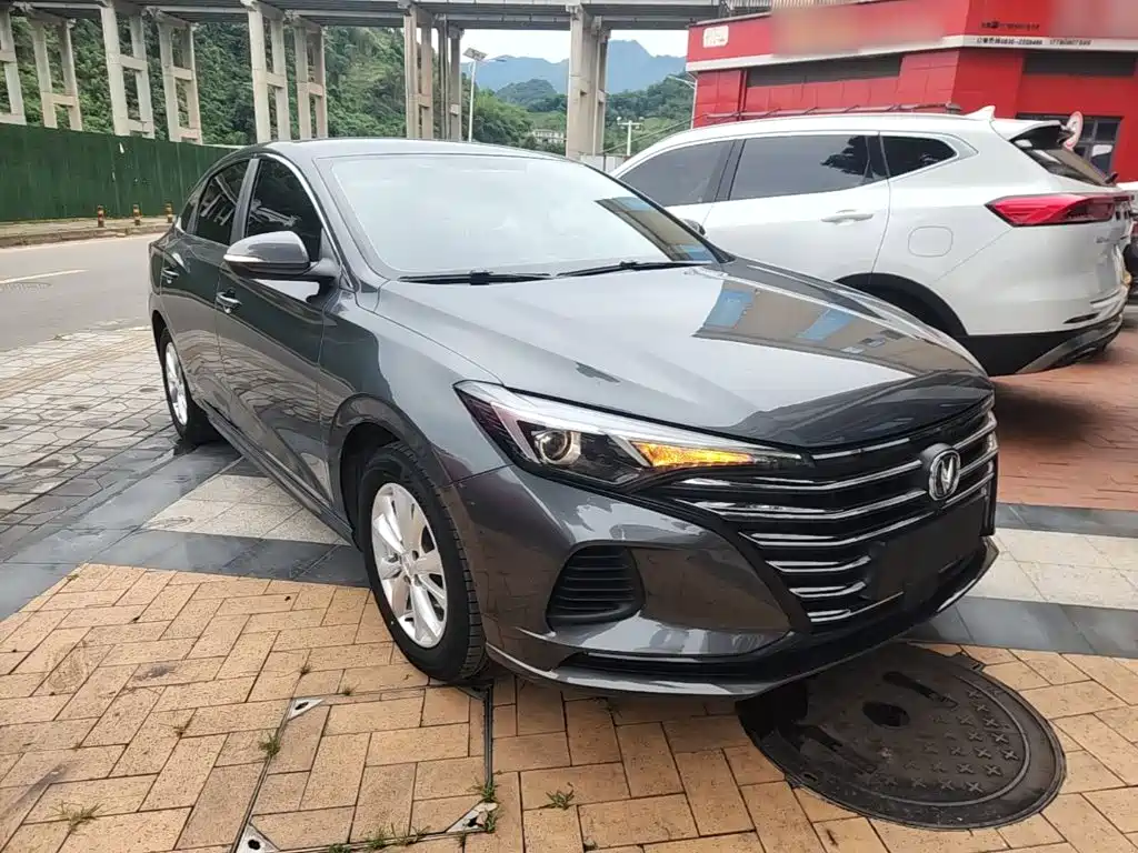 Eado PLUS 1.6 L GDI Manual Elite