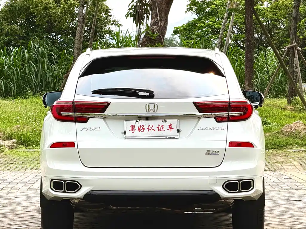 Avancier 370 TURBO 2 WD Luxury