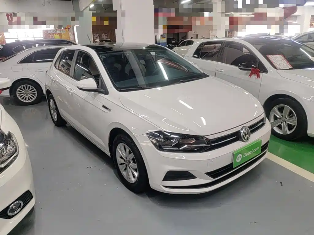 Polo Plus 1.5 L Auto Colorful Tech