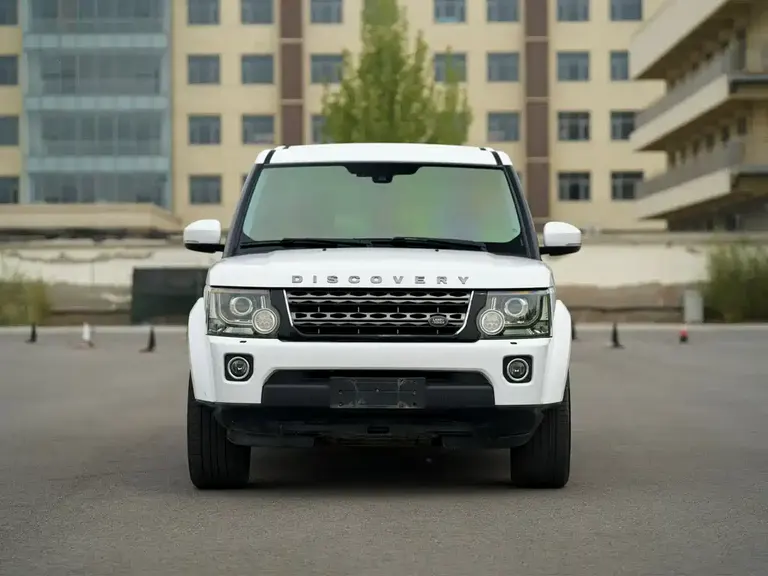 Land Rover Discovery 3.0 SC V6 SE