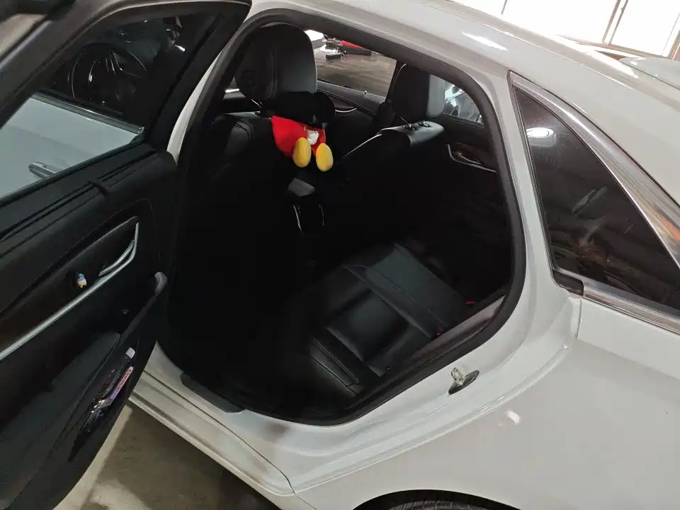 Cadillac XTS 28 T Luxury