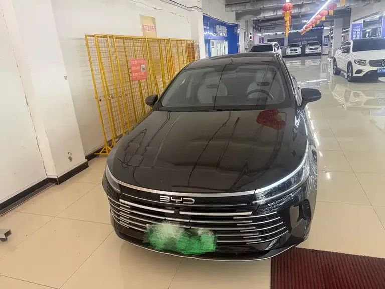 BYD Destroyer 05 Glory DM-i 120 KM Luxury