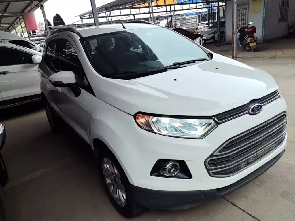 EcoSport 1.5 L Auto Distinguished