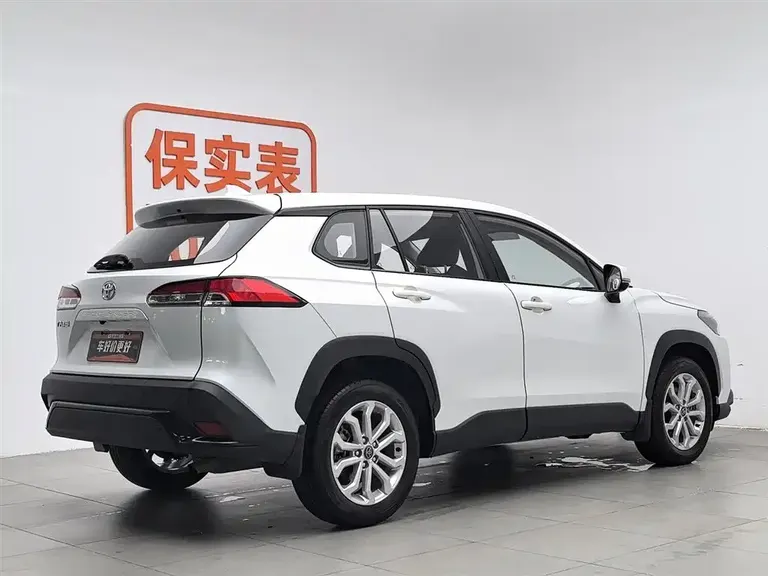 Toyota Frontlander 2.0 L CVT Elite