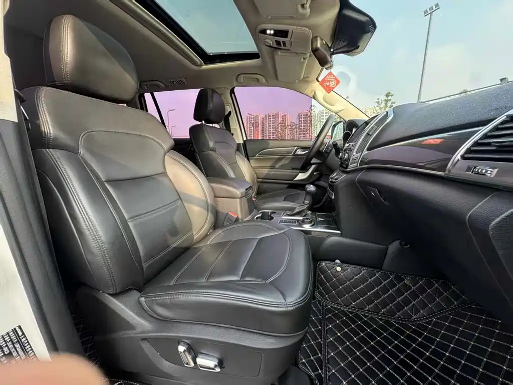 Haval H9 2.0 T 4 WD Luxury 7-seat