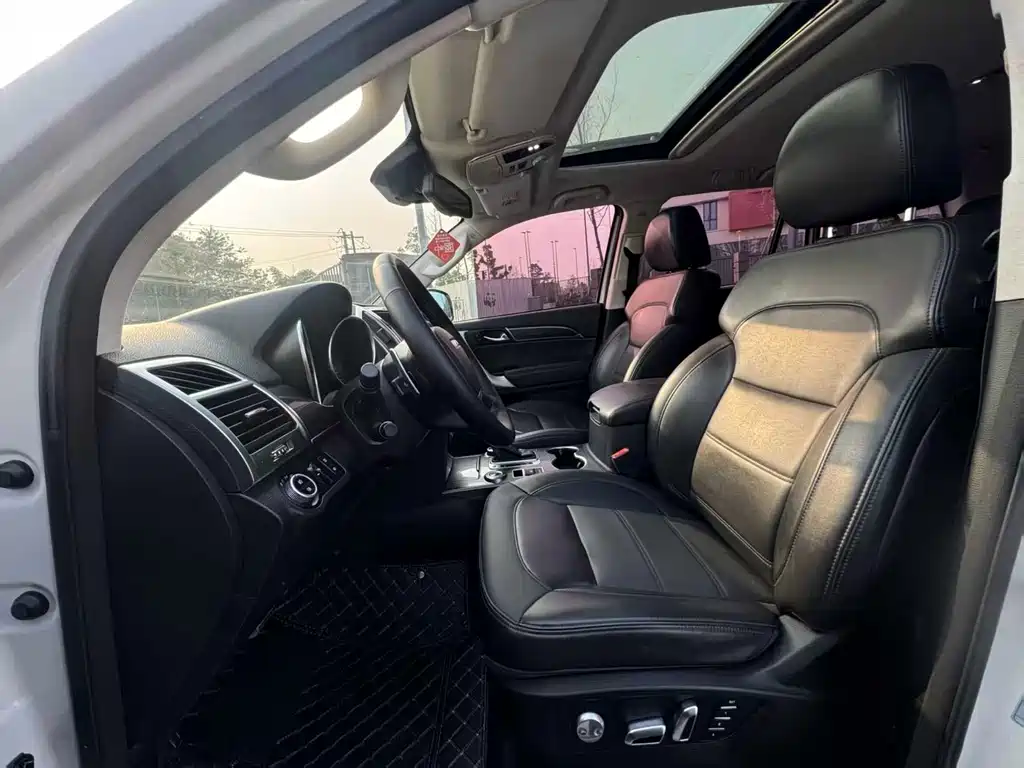 Haval H9 2.0 T 4 WD Luxury 7-seat