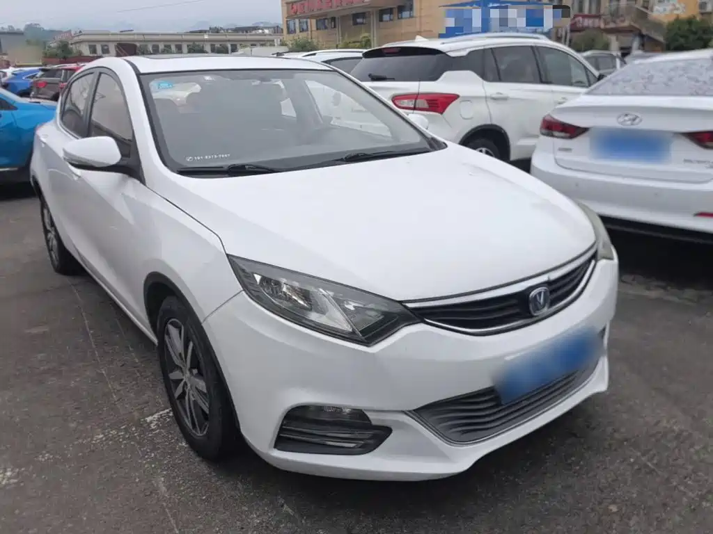 Eado XT 1.6 L Auto Handsome Cool CN-V
