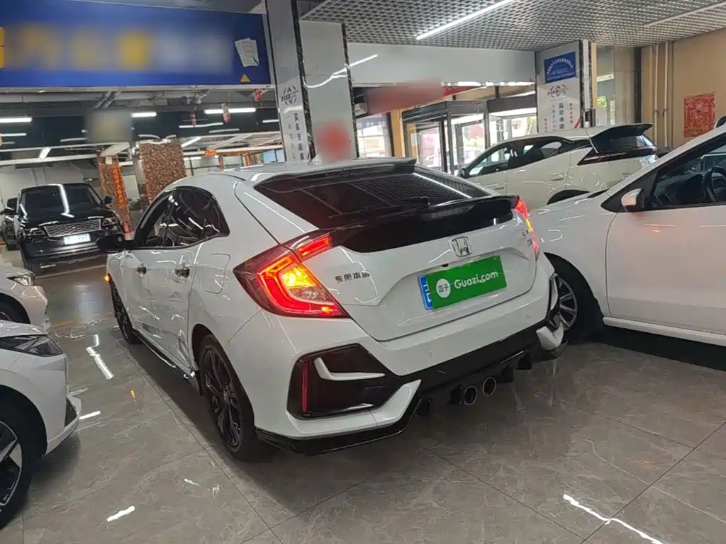 Civic HATCHBACK 220 TURBO CVT Trend Cool Control