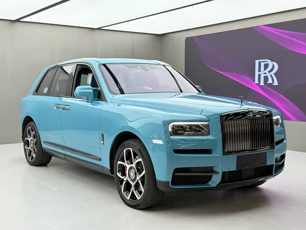 Cullinan Black Badge