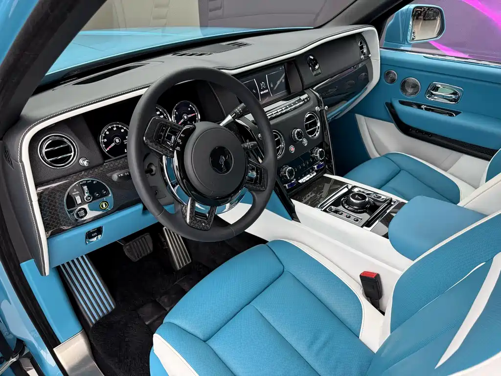 Cullinan Black Badge