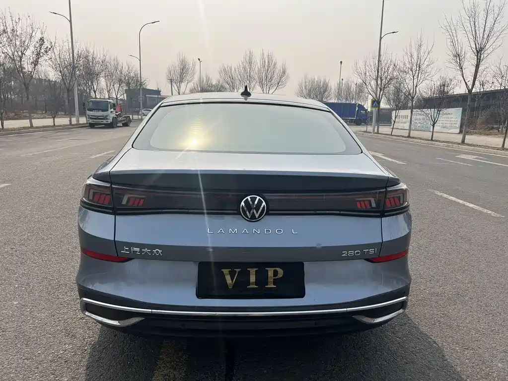 Lamando Lamando L 280 TSI DSG Spicy Cool