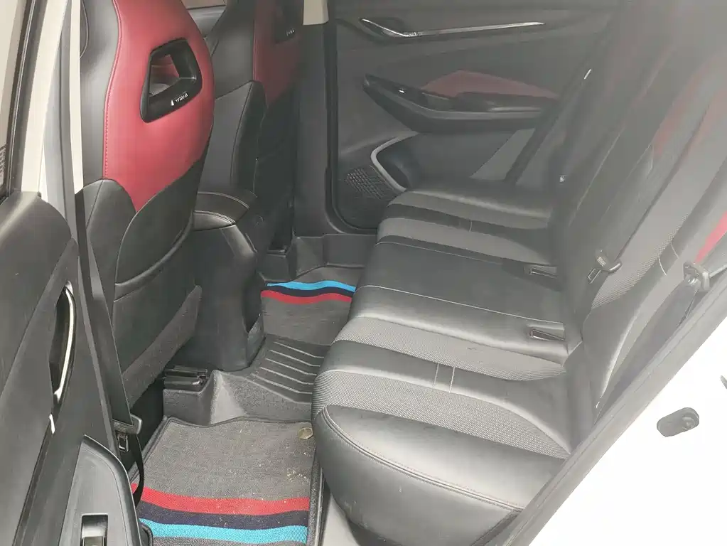Changan Oshan X5 1.5 T DCT Luxury
