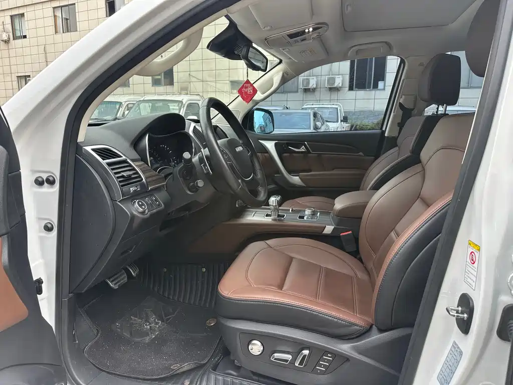 Haval H9 2.0 T Gasoline 4 WD Luxury 7-seat