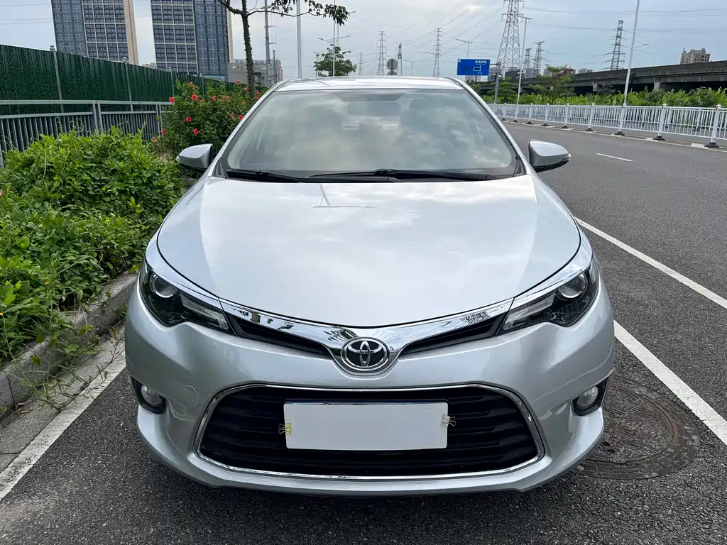 Levin 1.6 G CVT Elite