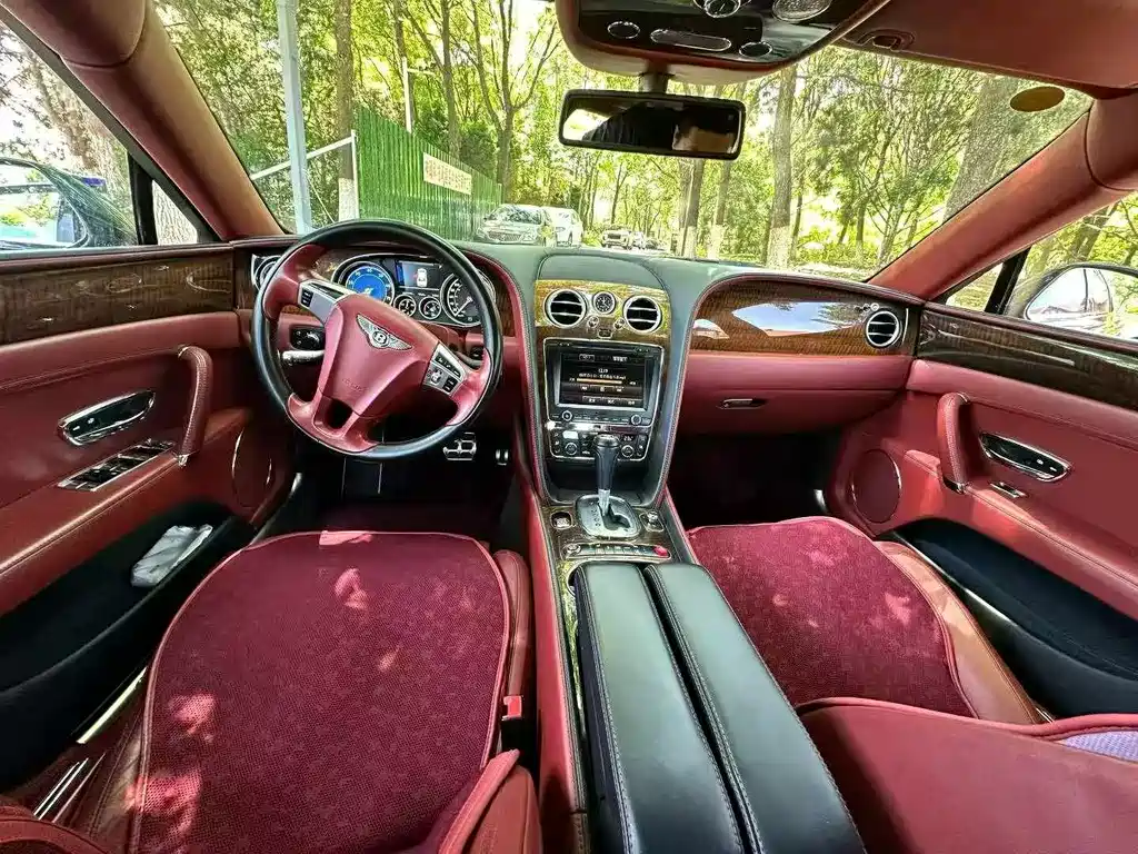 Flying Spur 4.0 T V8 Distinguished
