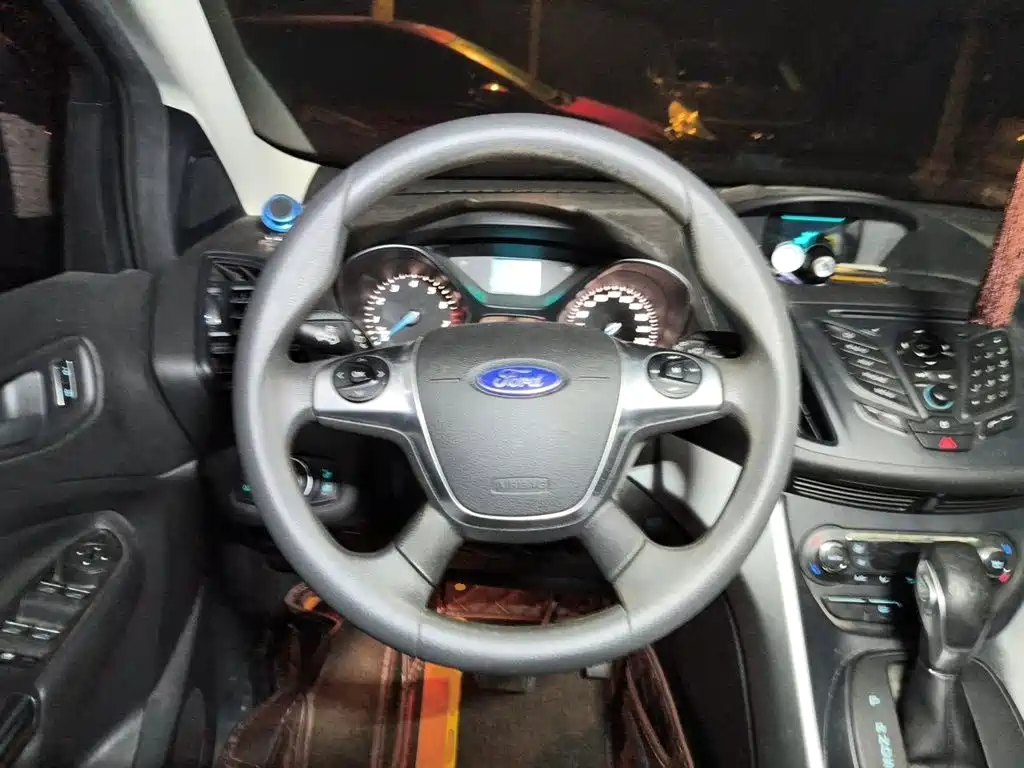 Kuga 1.5 L GTDi 2 WD Comfort