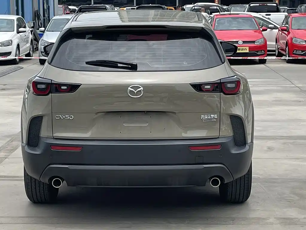 Mazda CX-50 2.0 L