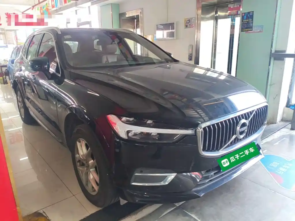Volvo XC60 T5 4 WD Smart Ease Luxury