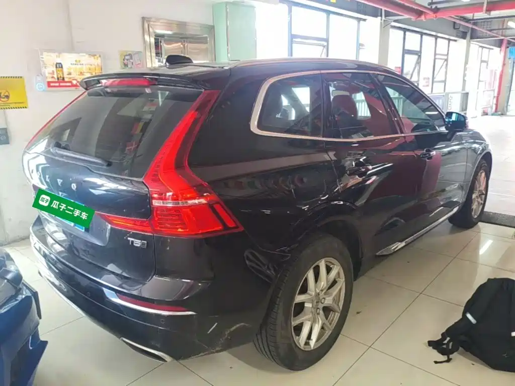 Volvo XC60 T5 4 WD Smart Ease Luxury