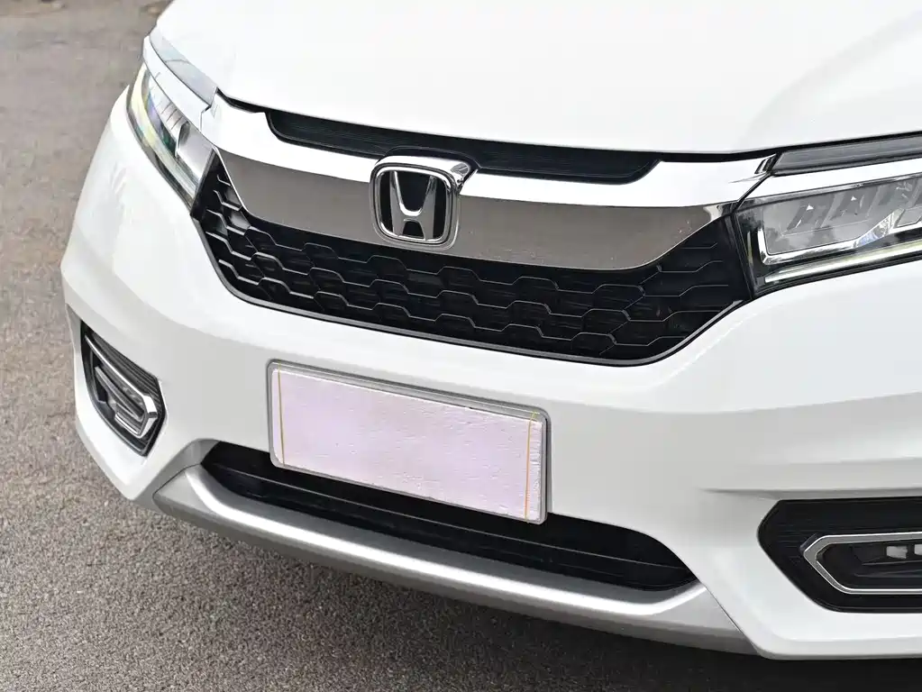 Avancier 370 TURBO 4 WD Premium