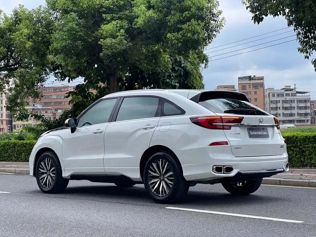 Avancier 370 TURBO 4 WD Premium