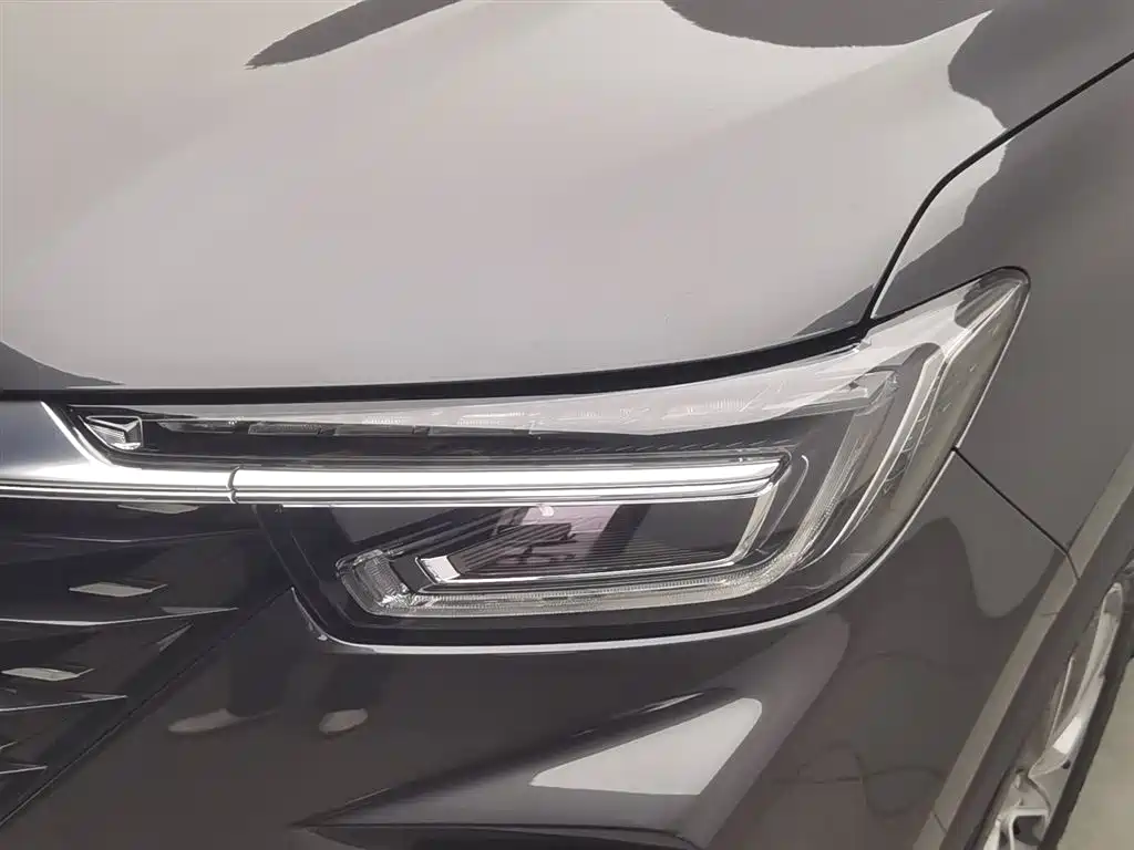 Roewe RX5 荣威RX5 2023款 PLUS 330 TGI 自动领潮智惠版