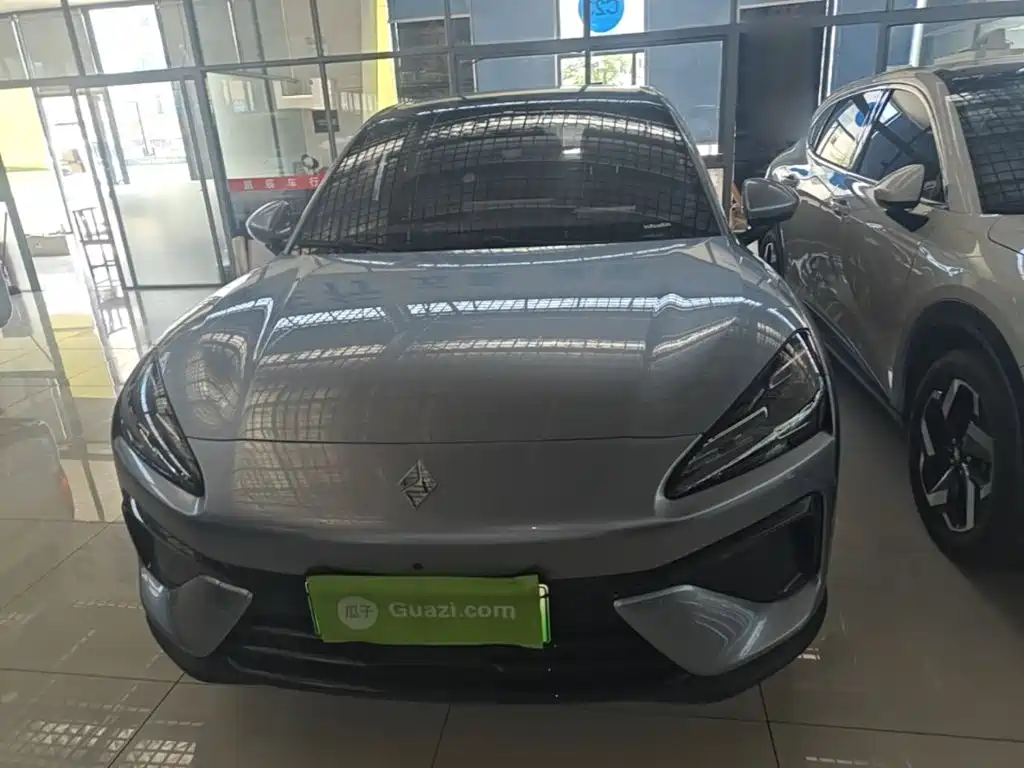 Baojun Yunhai 140 km PHEV