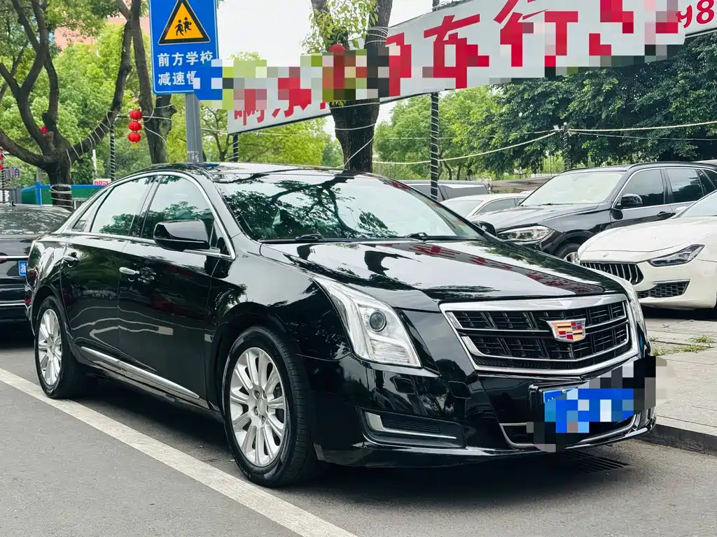 Cadillac XTS 28 T Tech
