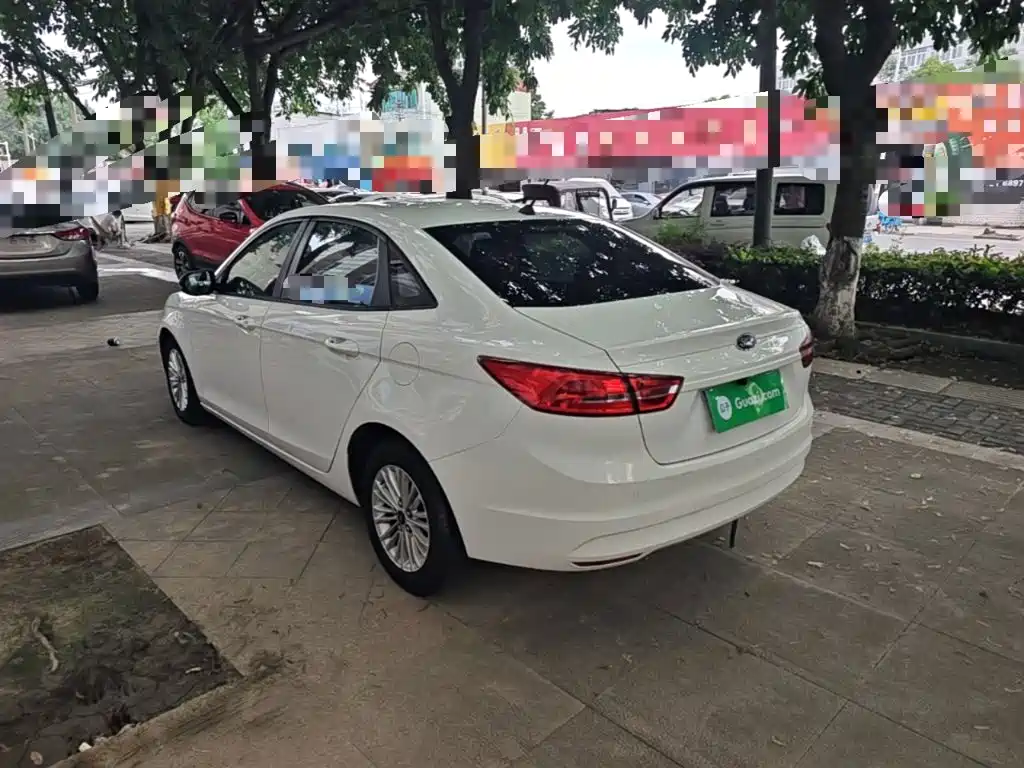 Escort Facelift 1.5 L Manual Comfort