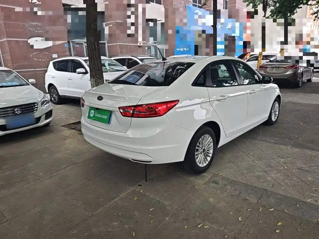 Escort Facelift 1.5 L Manual Comfort