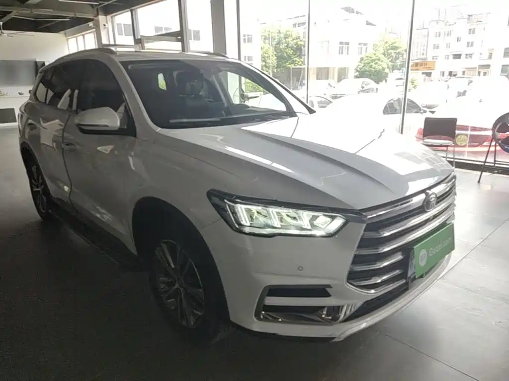 Song Pro 1.5 T Auto Luxury