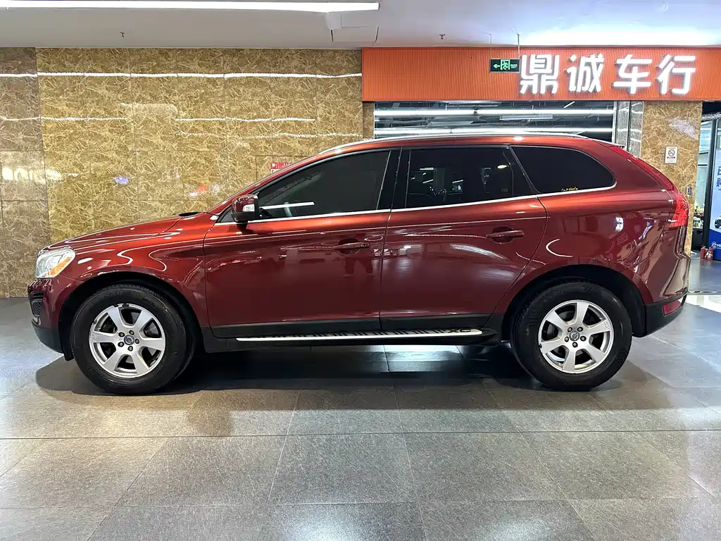 Volvo XC60 (Import) 沃尔沃XC60(进口) 2011款 2.0 T 智雅版