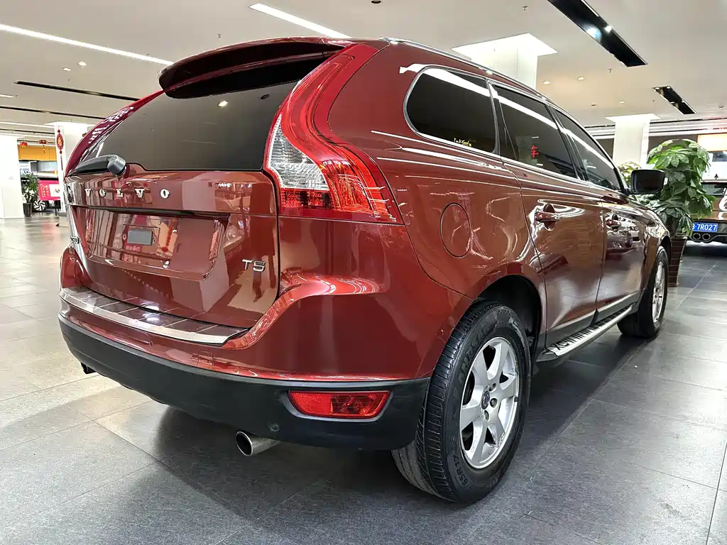 Volvo XC60 (Import) 沃尔沃XC60(进口) 2011款 2.0 T 智雅版